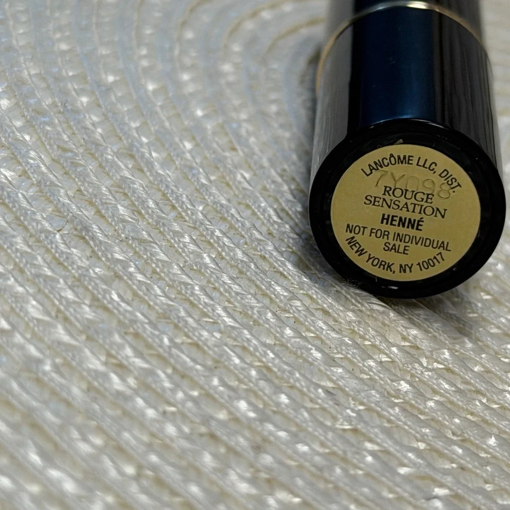 Lancome Rouge Sensation Lipstick Henne Brown Satin Finish Discontinued 7Y098